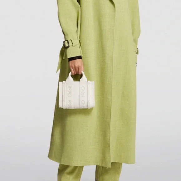 Chloe’ Mini Leather Woody Tote in White - Picture 11 of 12